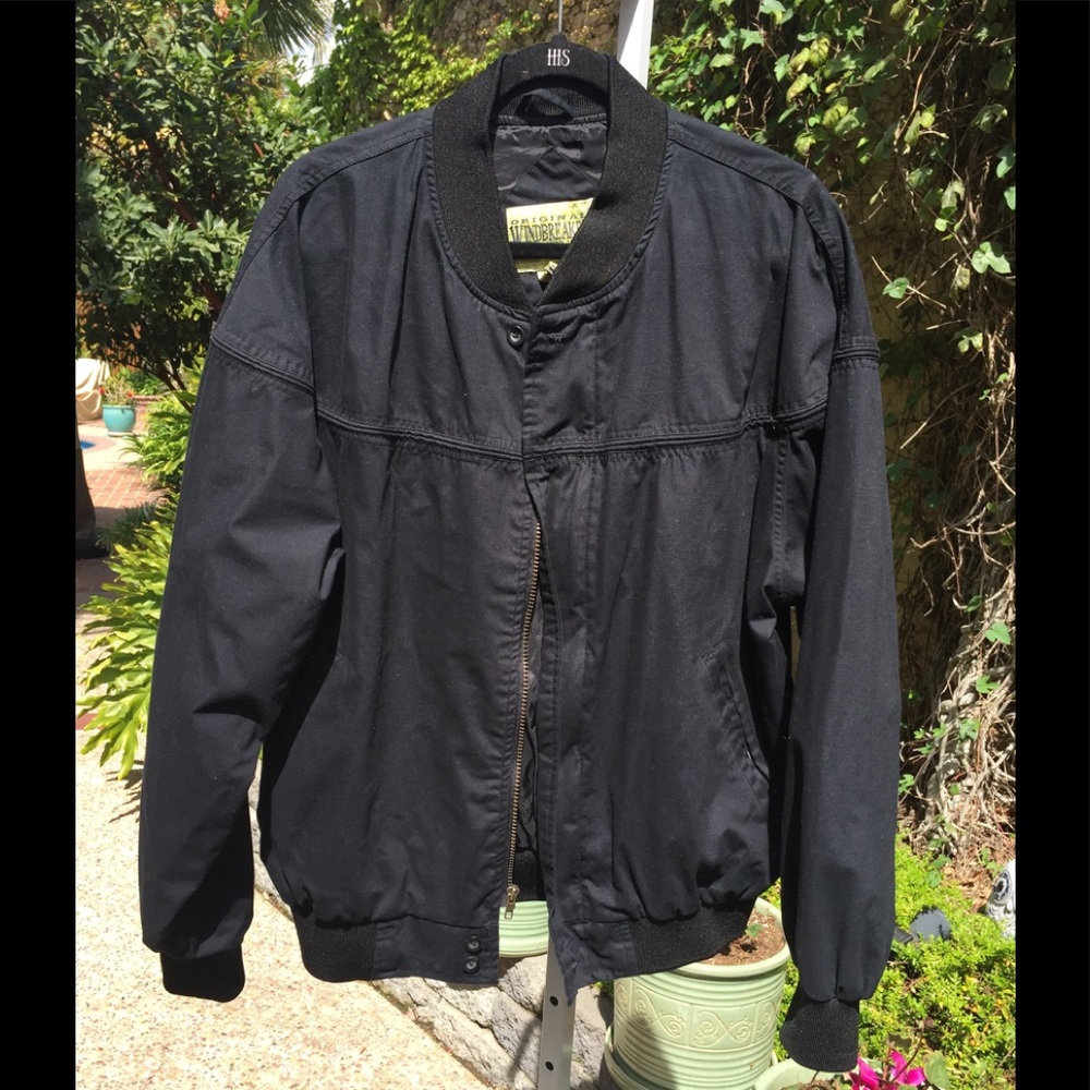 Men’s Vintage Original Windbreaker SZ Lg. Black.